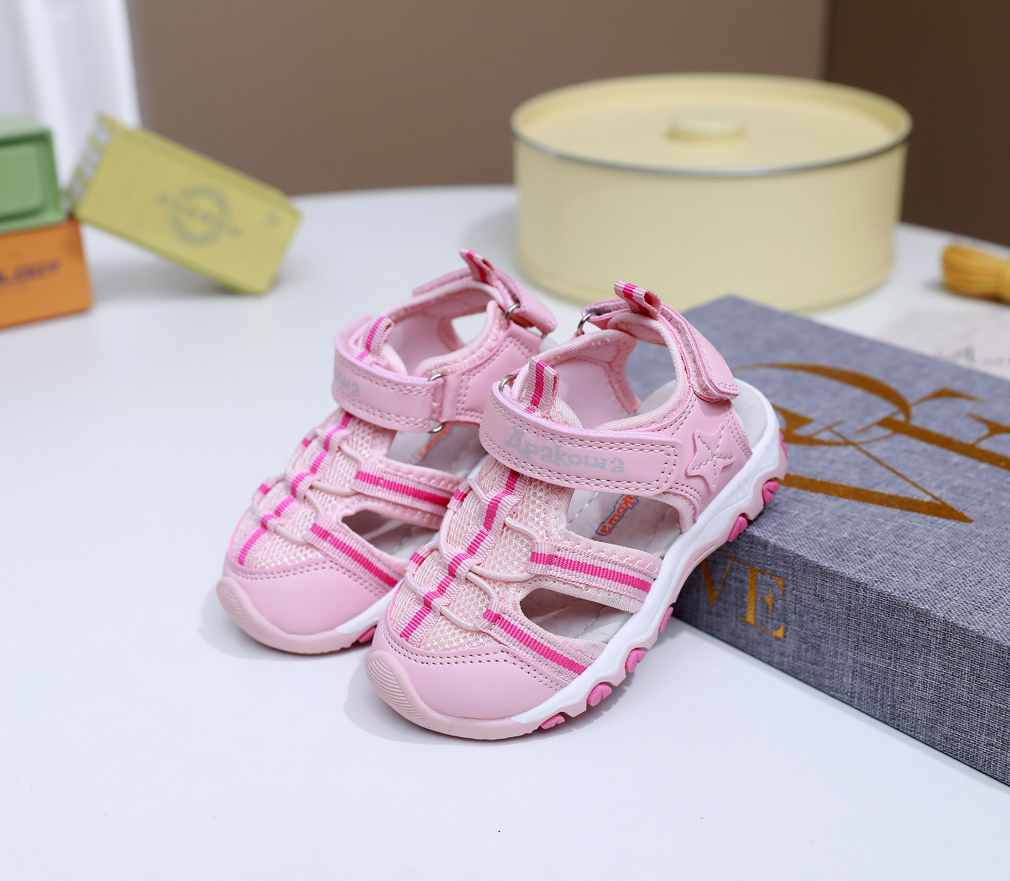 New Summer Children's Closed-T – обзор и цена Sport Loop Velcro
